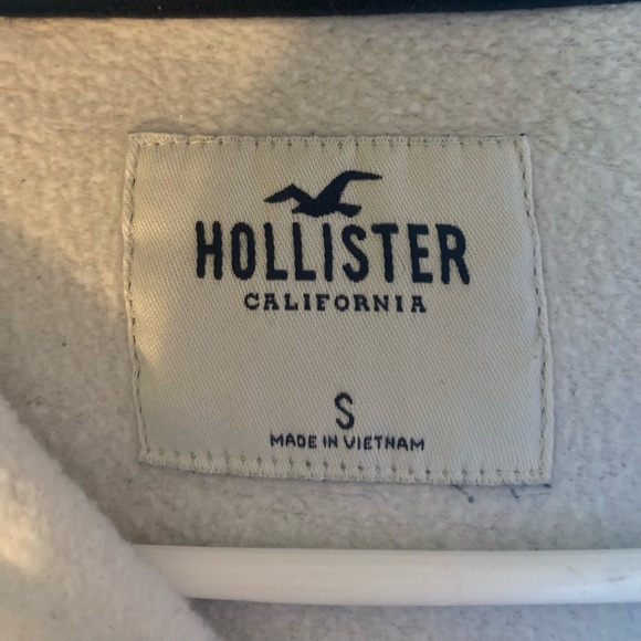 Hollister oversized half zip sweater - Picture 4 of 5